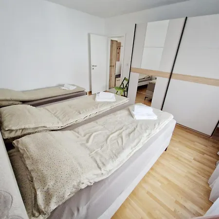 Апартаменты Ari *