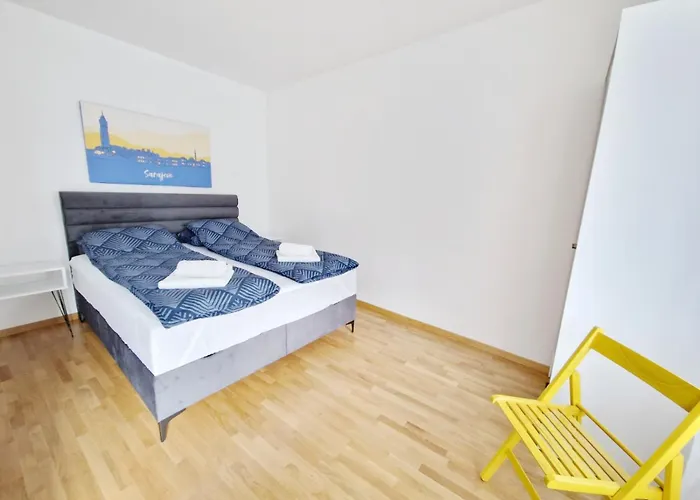 Ari Sarajevo- Next To Center Mall *